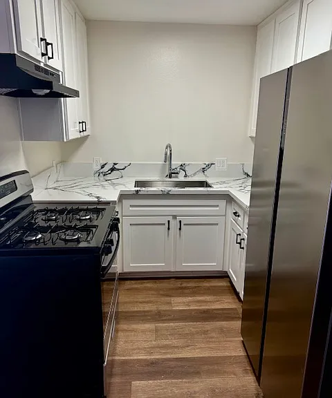 5330 N Figueroa St #203 — Photo 2