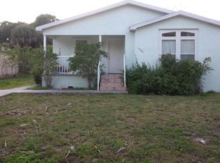 1305 N 15th St, Fort Pierce, FL 34950