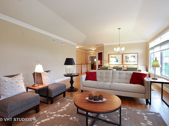 Neutral Colors & Updated Light Fixtures