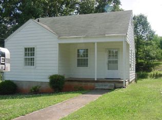 908 Banks Rd, Martinsville, VA 24112