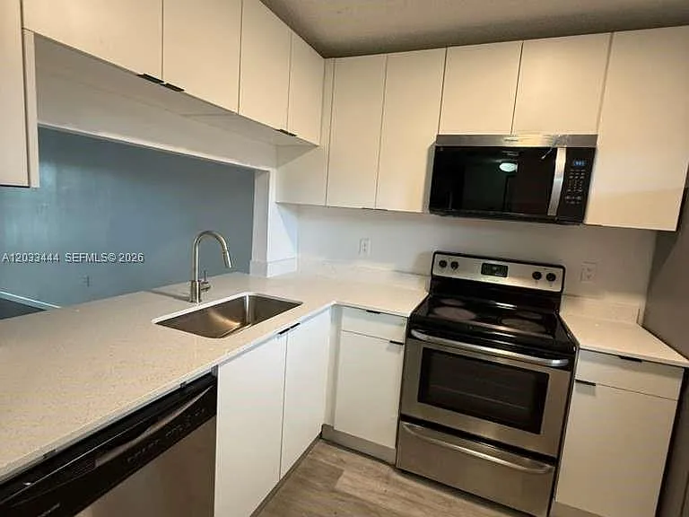 9220 NW 1st St #101 — Photo 7