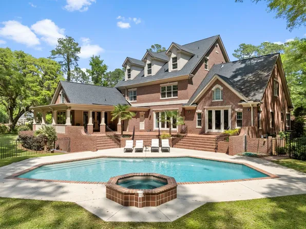 283 Rosehill Dr E, Tallahassee, FL 32312