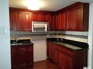 11832 154th St, Jamaica, NY 11434