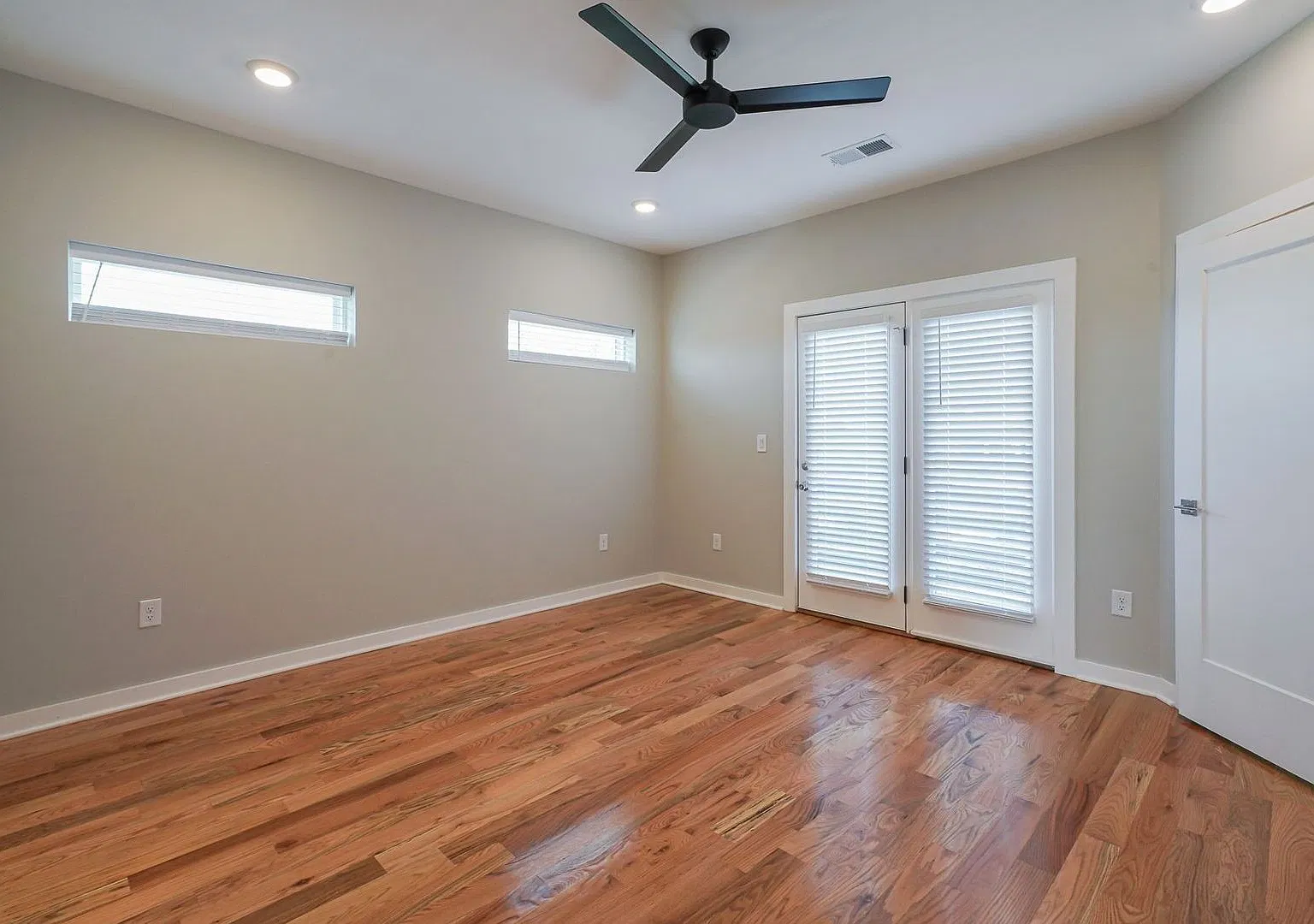 New East Nash Townhome! — Photo 3