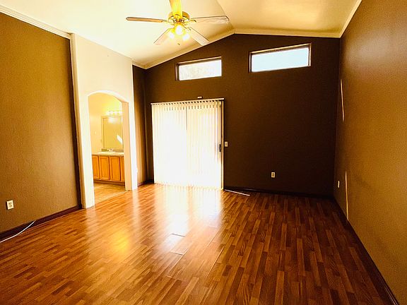 4th image of 2839 N Mountain Creek Way