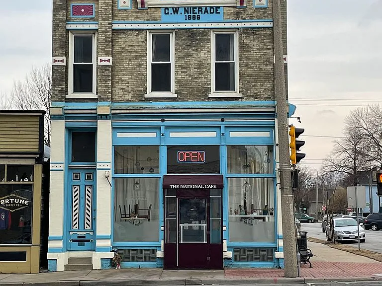 835-839 W National Ave — Photo 10