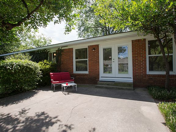 Outdoor Patio Grilling & Entertaining