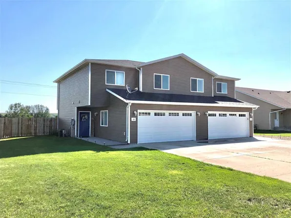 12 Robert St, Burlington, ND 58722