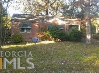 942 Ewing Dr, Forest Park, GA