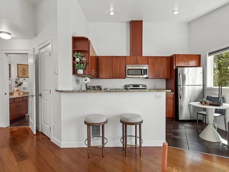 1125 N 93rd St #6 — Photo 8