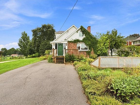 4th image of 233 Mansion St