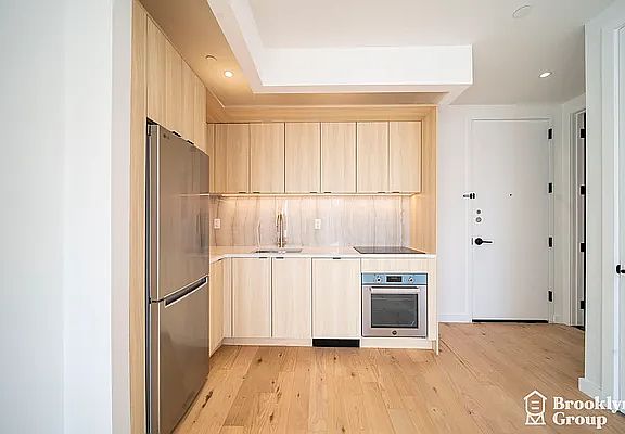 3rd image of 257 Driggs Ave #3D