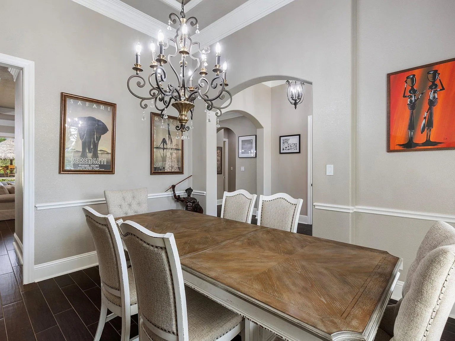 4 bed, 3.5 bath, 3281 sqft, $8,700 — Photo 3