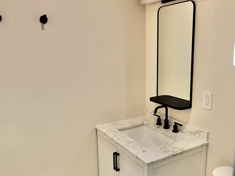 5044 Loleta Ave — Photo 4