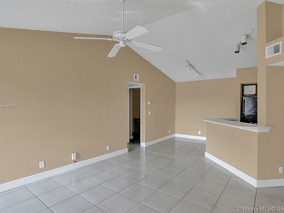 3rd image of 3320 Pinewalk Dr N APT 1723