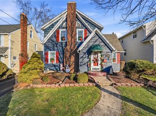 1279 Griswold St, Sharon, PA 16146