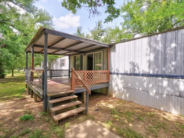 805 SW 22nd St, Mineral Wells, TX 76067