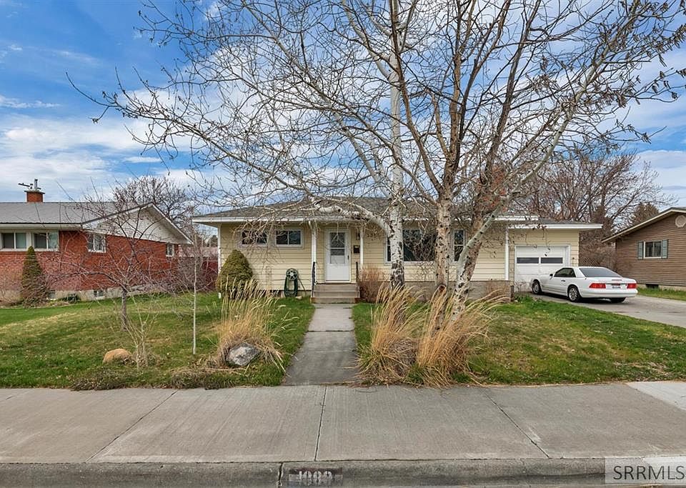 1st image of 1880 Sequoia Dr