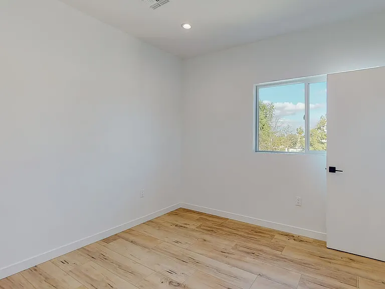 16012 Cantlay St #A — Photo 16