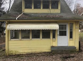 106 Perry St, Struthers, OH 44471