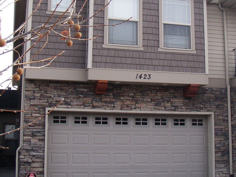 1st image of 1423 W Stone Meadow Dr