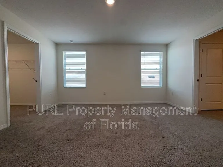 8702 SW 46th Ave — Photo 29