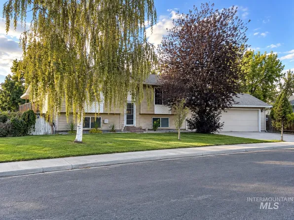 737 Academic Dr, Twin Falls, ID 83301