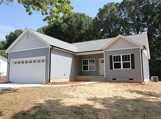2630 Kenhill Dr, Charlotte, NC 28208