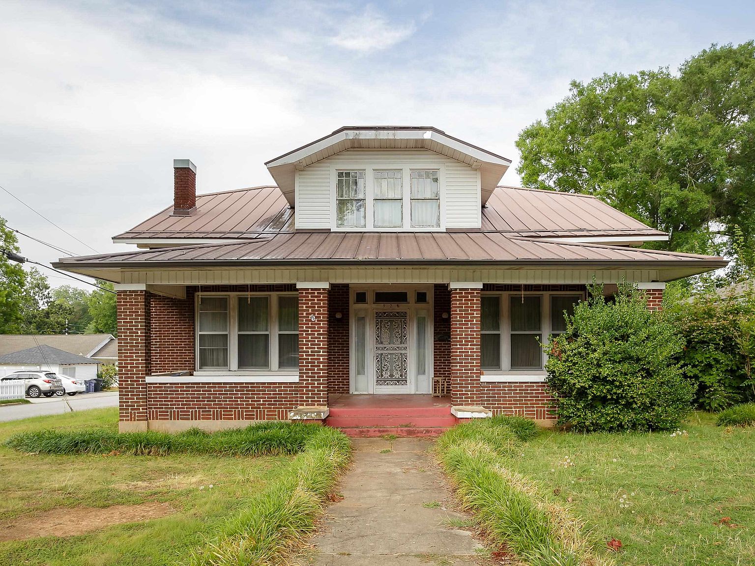 928 N Wood Ave, Florence, AL 35630 Zillow