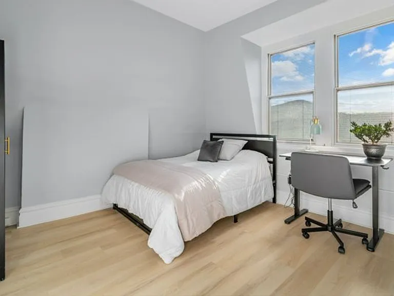 Quarry St. Apartments — Photo 28