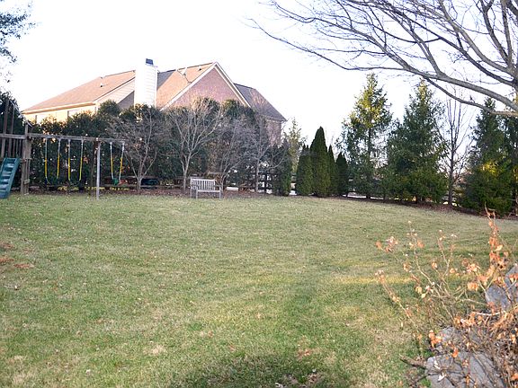 3rd image of 2749 Turpin Oaks Ct