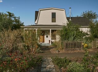 6384 NE Durham Ave, Portland, OR 97211