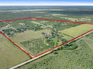 3052 Charco Rd, Nordheim, TX 78141