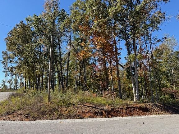 3rd image of 9599 Medlin Rd