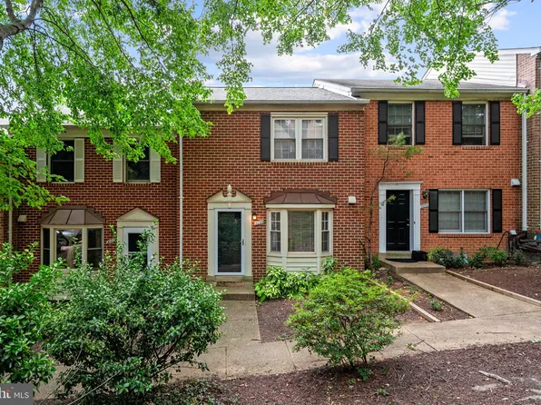 2035 S Glebe Rd, Arlington, VA 22204