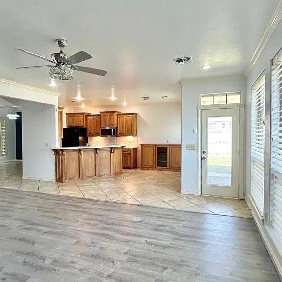 5102 NE Haddington Pl — Photo 10