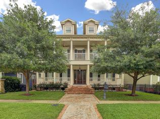 711 E 8th 1/2 St, Houston, TX 77007