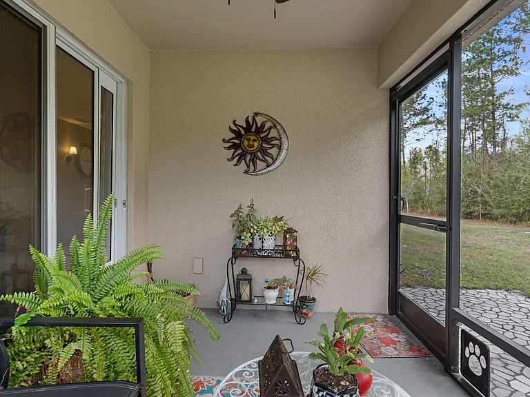 5230 Diantha Way — Photo 10