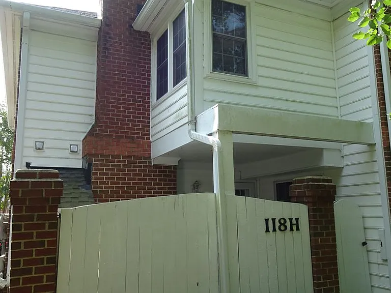 118H Chippenham Dr — Photo 1