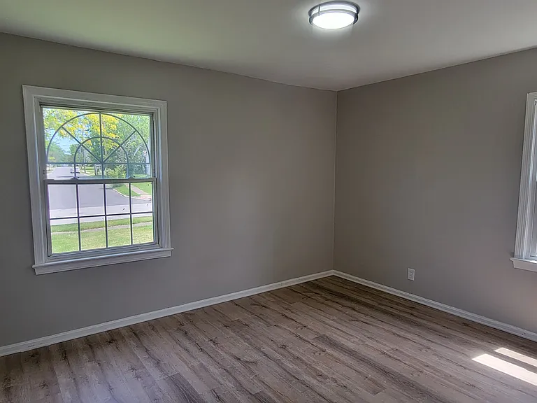 16772 Gerard Ave — Photo 6
