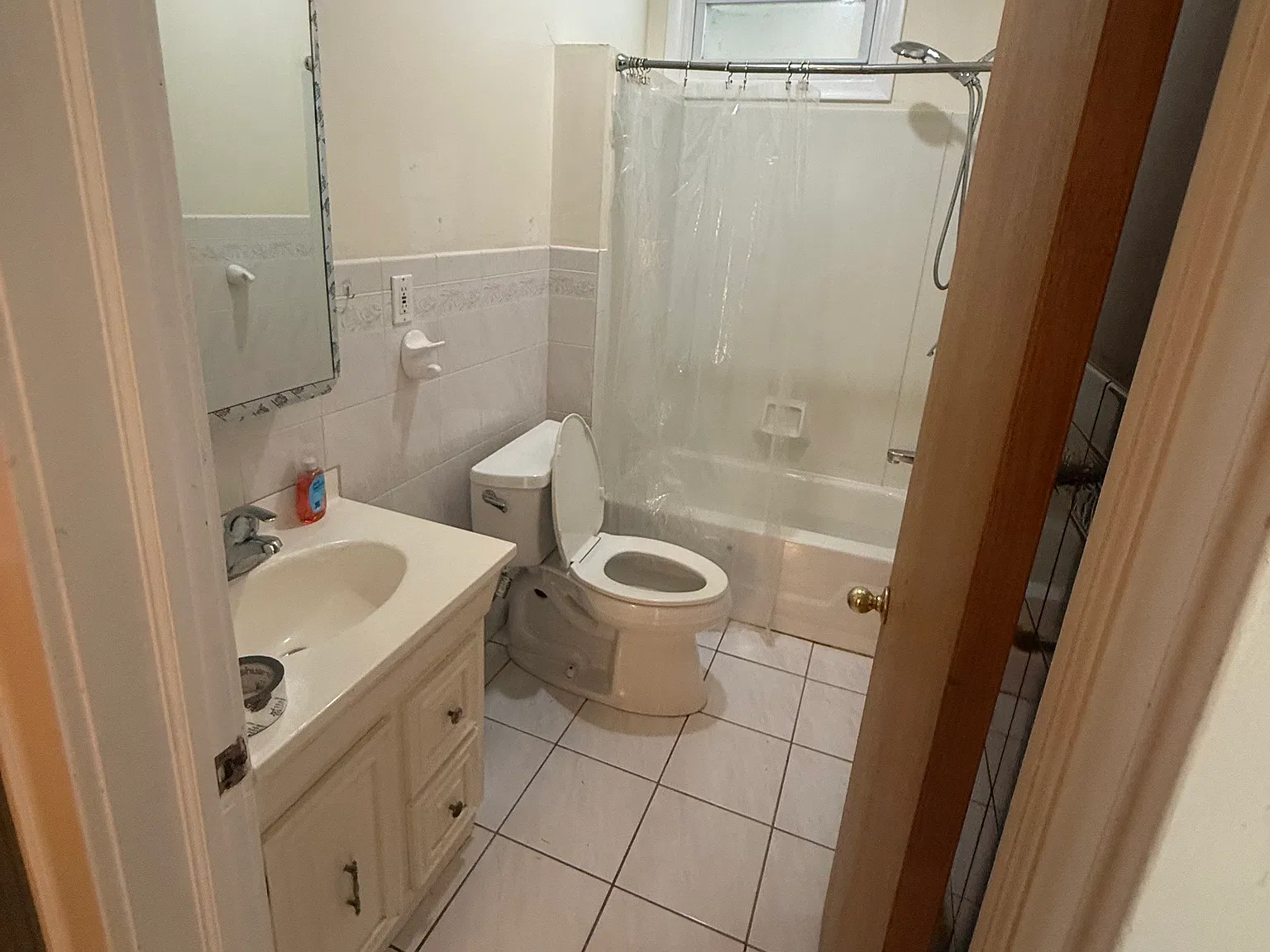 148 Central Ave — Photo 2