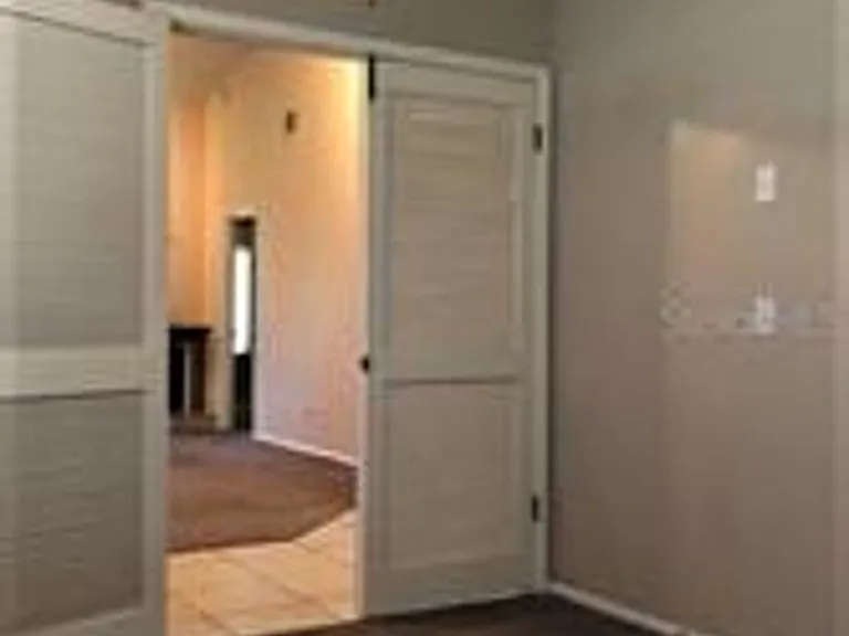 467 Newton Pl — Photo 12