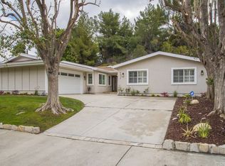 5832 Valerie Ave, Woodland Hills, CA 91367