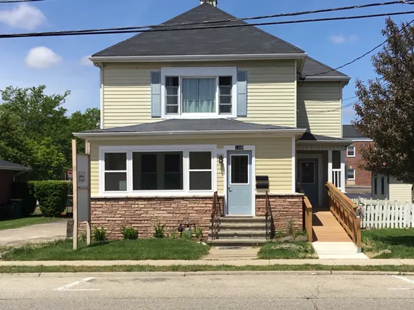 1309 N Green St, McHenry, IL 60050