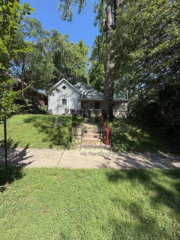 5 bed, 2.0 bath, 1488 sqft, $2,670 — Photo 1