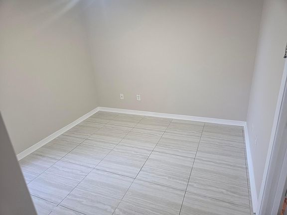 4th image of 5 Fenwick Place