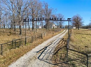 18880 S Skylight Mountain Rd, Canehill, AR 72717