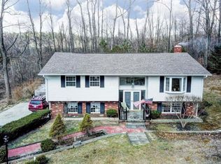 297 Pleasantview Dr, Granville, OH 43023