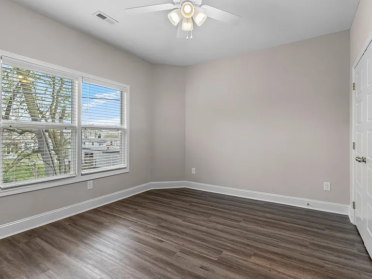 202 Burch Rd #B-5 — Photo 14