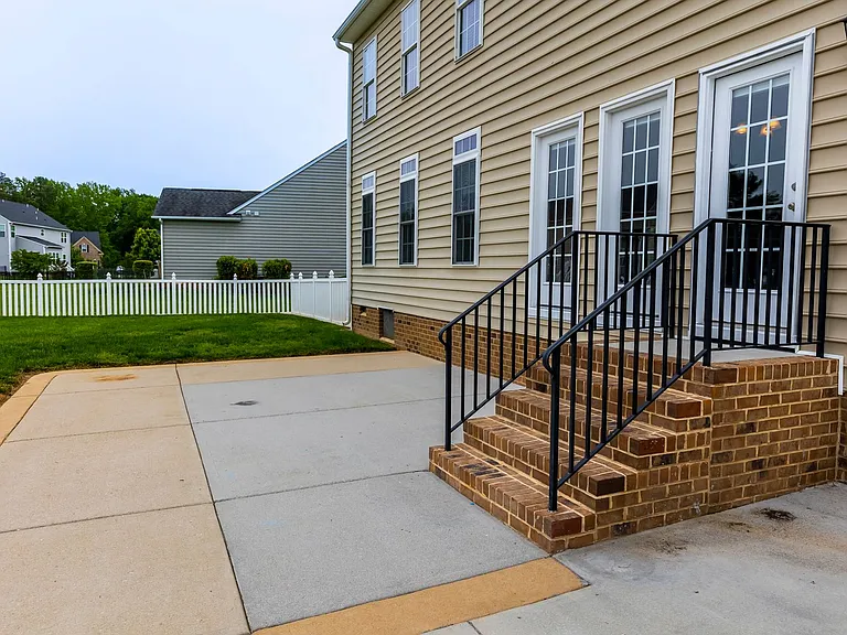 12306 Declaration Ave — Photo 9